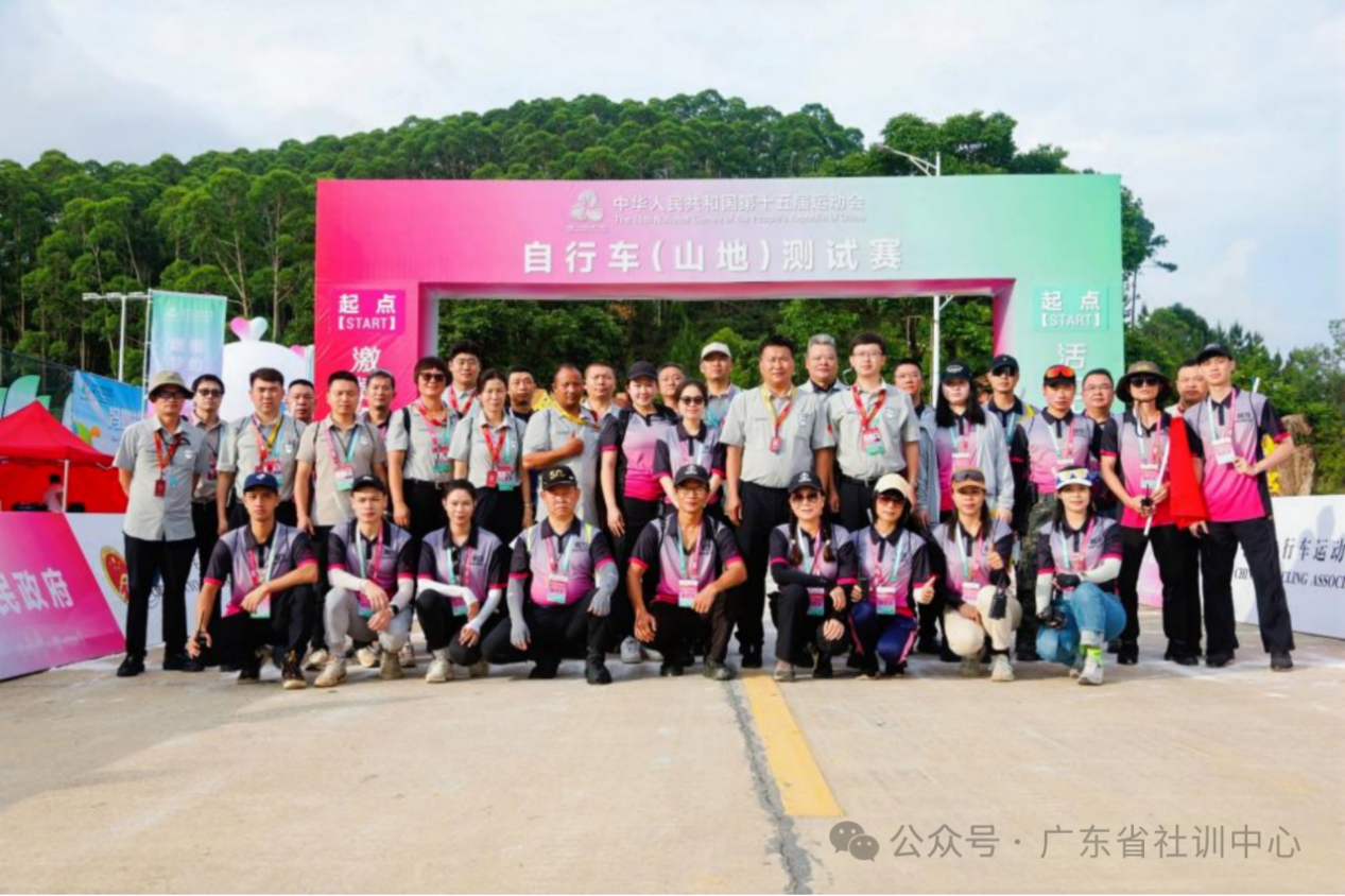 7be2b5912714e1444fa47394a5773330