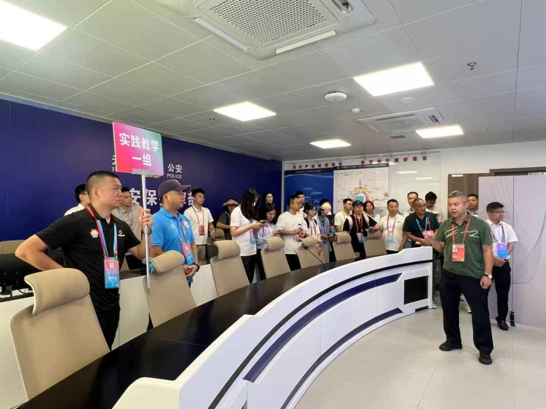 b221765cb1eb0812f94de1d2e6d4d670