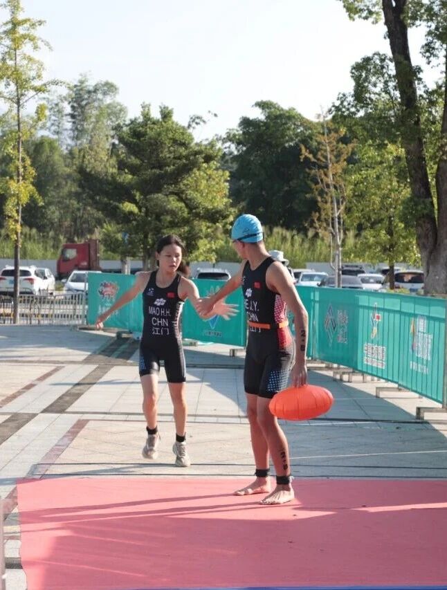 b2eff1831e2bc943230c2b0804994723