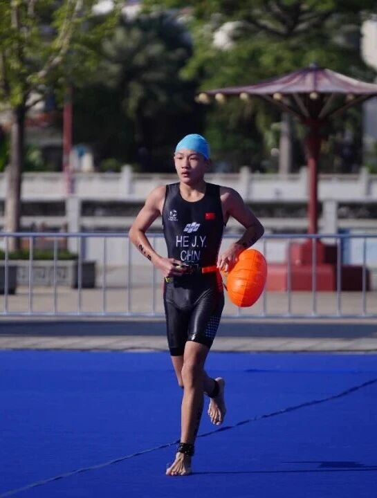 f05de1d00d2976e9f0ed9f1029106341